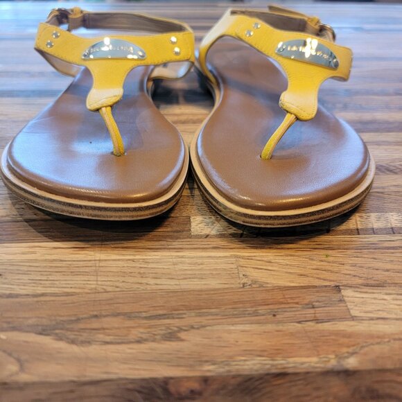 Michael Kors Daisy Yellow Logo Plate T-Strap Sandals - Picture 3 of 11